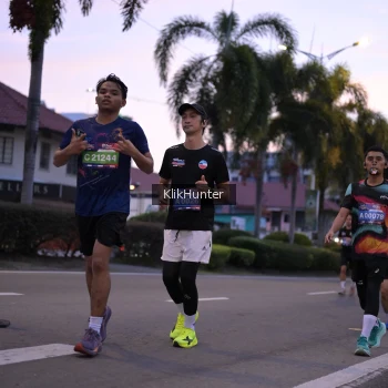Runner Photo 3755437