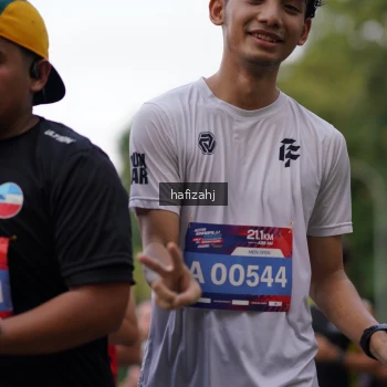 Runner Photo 3755476