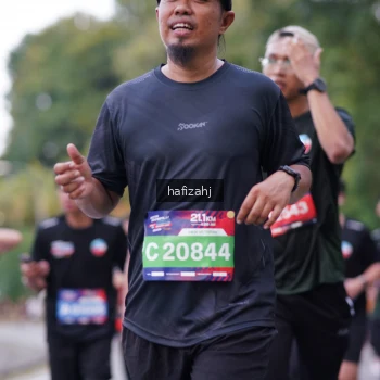 Runner Photo 3755564