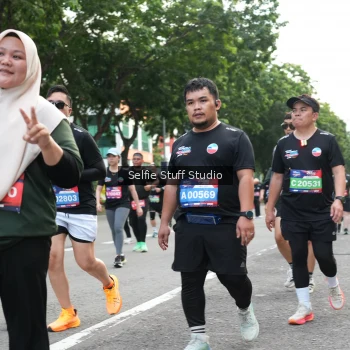Runner Photo 3755573