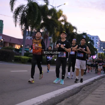 Runner Photo 3755577