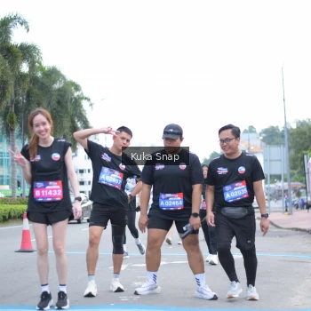Runner Photo 3755614