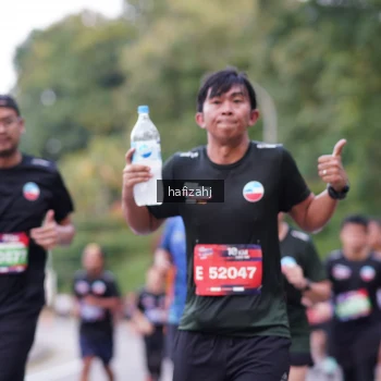 Runner Photo 3755626