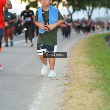 Runner Photo 3755703