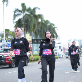 Runner Photo 3755733