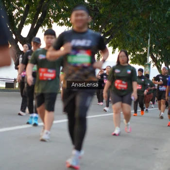 Runner Photo 3755747