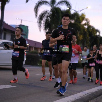 Runner Photo 3755799