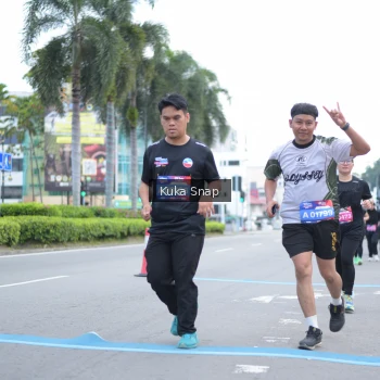 Runner Photo 3755824