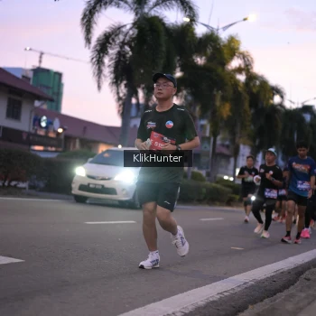 Runner Photo 3755826