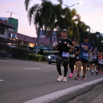Runner Photo 3755835