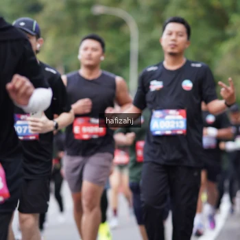 Runner Photo 3755872