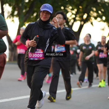 Runner Photo 3755885
