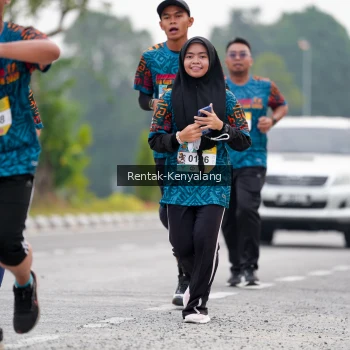 Runner Photo 3755913