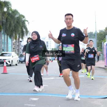 Runner Photo 3755950