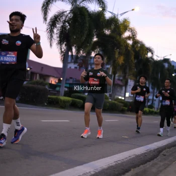 Runner Photo 3755973