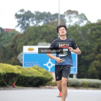 Runner Photo 3755975