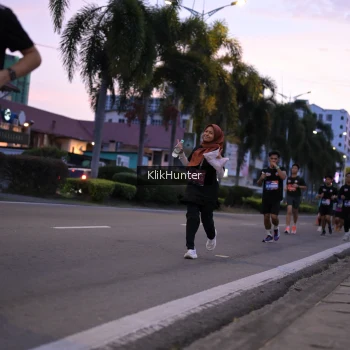 Runner Photo 3755987