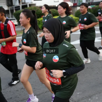 Runner Photo 3755992
