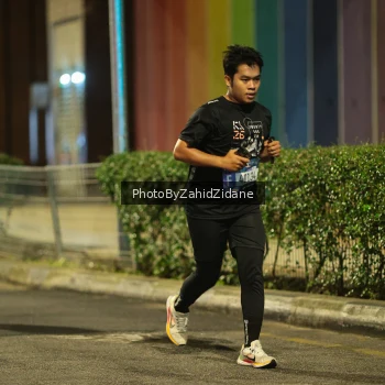 Runner Photo 3756052