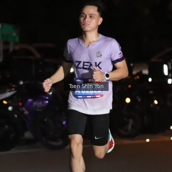 Runner Photo 3756059