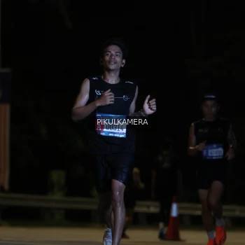 Runner Photo 3756113