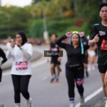 Runner Photo 3756125