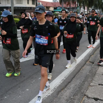 Runner Photo 3756130
