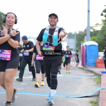 Runner Photo 3756157