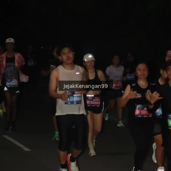 Runner Photo 3756180