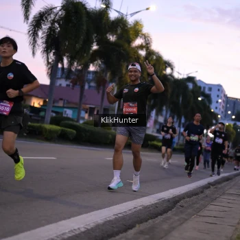 Runner Photo 3756196