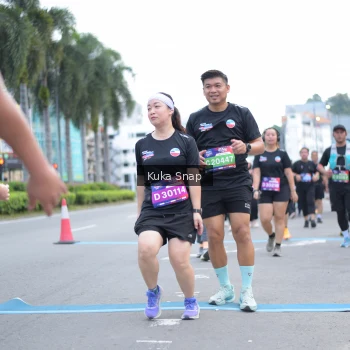 Runner Photo 3756201