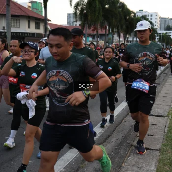 Runner Photo 3756217