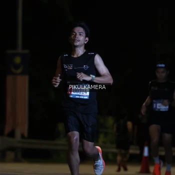 Runner Photo 3756230