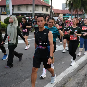 Runner Photo 3756236