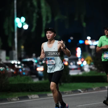 Runner Photo 3756243