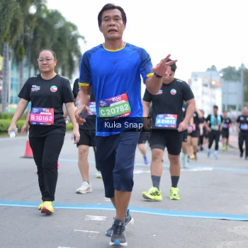 Runner Photo 3756246