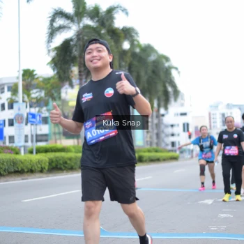 Runner Photo 3756253