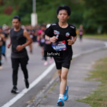 Runner Photo 3756281