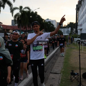 Runner Photo 3756293