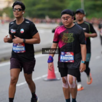 Runner Photo 3756312