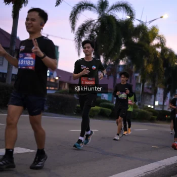 Runner Photo 3756318