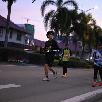 Runner Photo 3756324