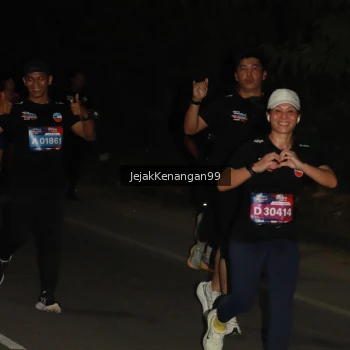 Runner Photo 3756339