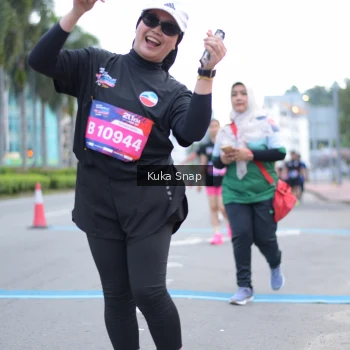 Runner Photo 3756342