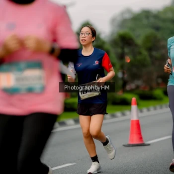 Runner Photo 3756453