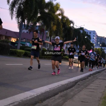 Runner Photo 3756475