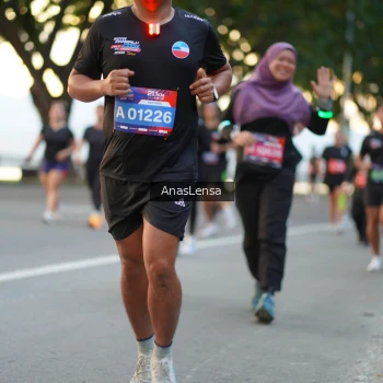 Runner Photo 3756491