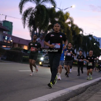 Runner Photo 3756537