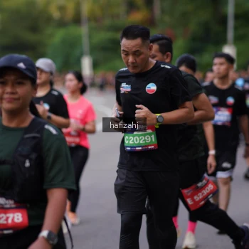 Runner Photo 3756578