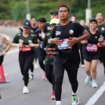 Runner Photo 3756645